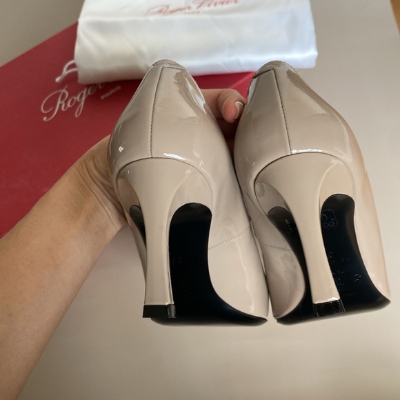 Roger Vivier heels - Picture 4 of 5